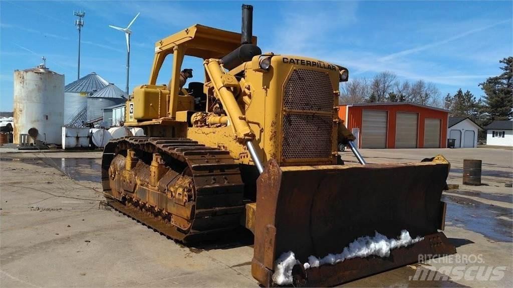 CAT D9H Buldožeri gusjeničari