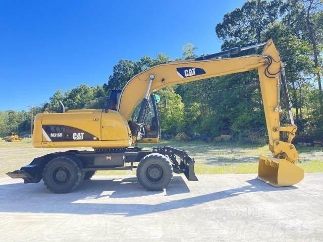 CAT M316D Bageri na kotačima