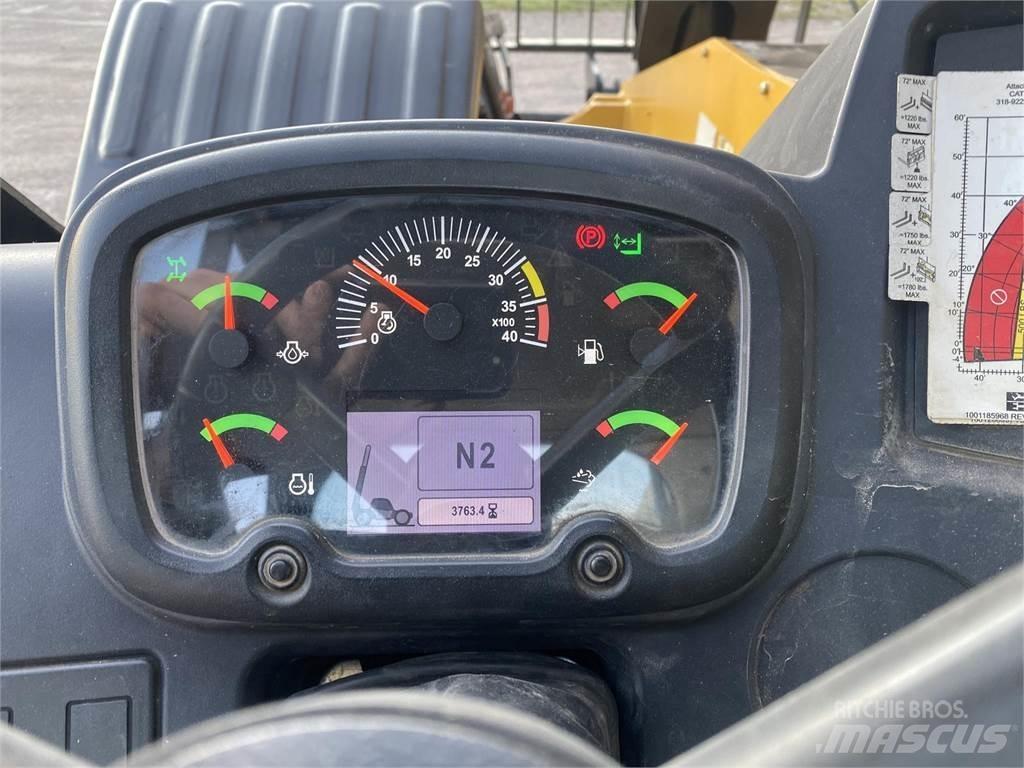CAT TL1255D Teleskopski viličari