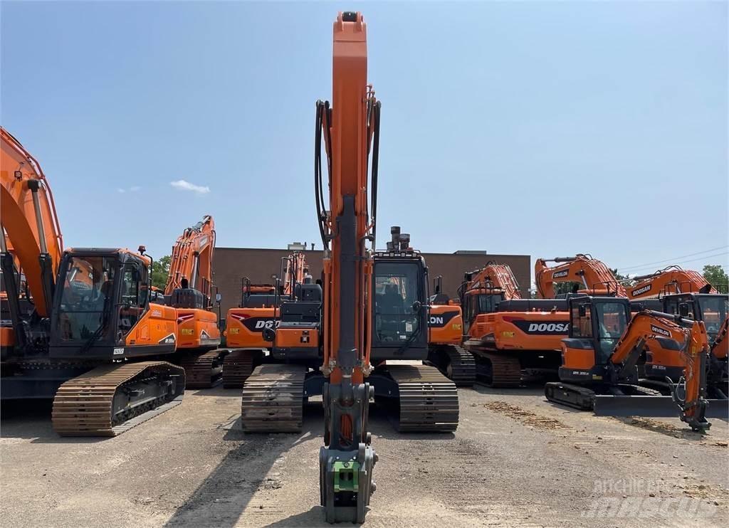 Develon DX225 LC-7 Bageri gusjeničari