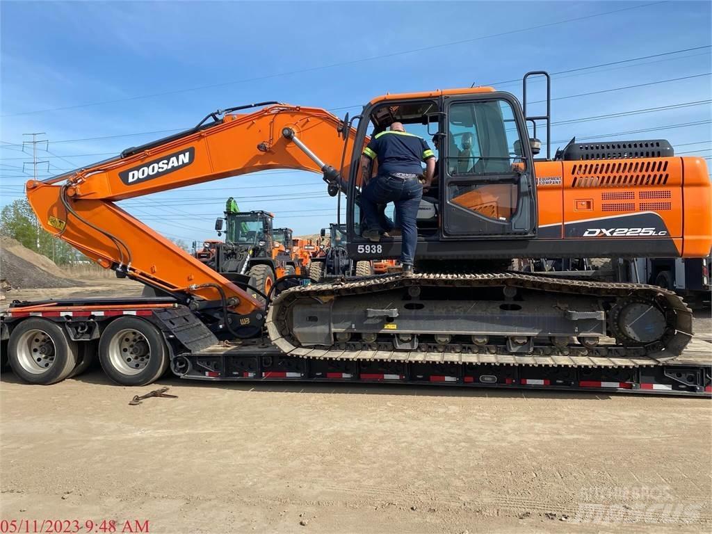 Doosan DX225 LC-5 Bageri gusjeničari
