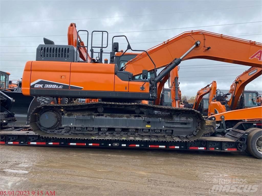 Doosan DX300 LC Bageri gusjeničari