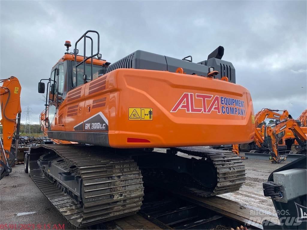 Doosan DX300 LC Bageri gusjeničari