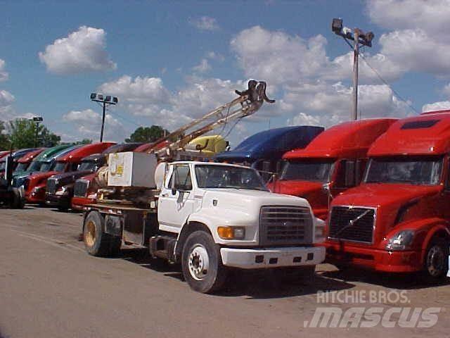 Ford F800 Komunalna vozila