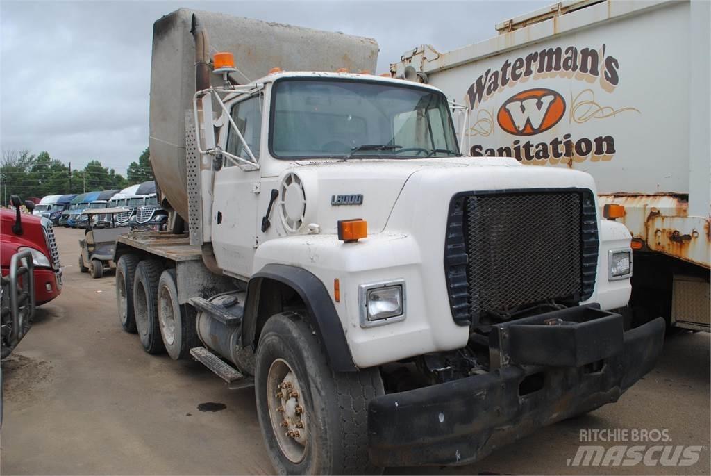 Ford L8000 Kamioni mikseri za beton