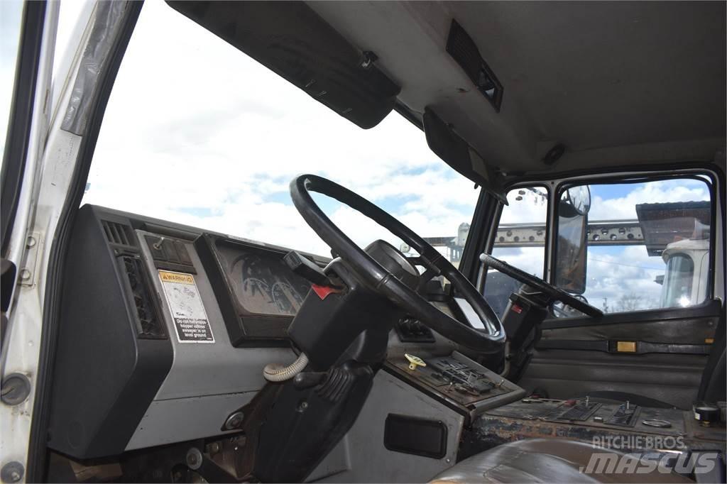 Freightliner FL70 Kamioni za čišćenje ulica