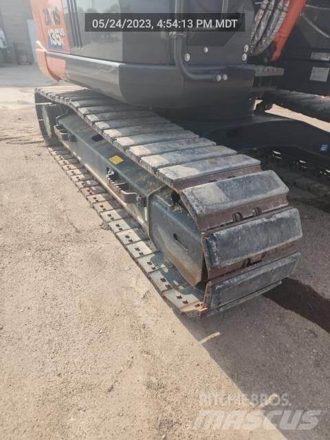 Hitachi ZX135US-6 Bageri gusjeničari