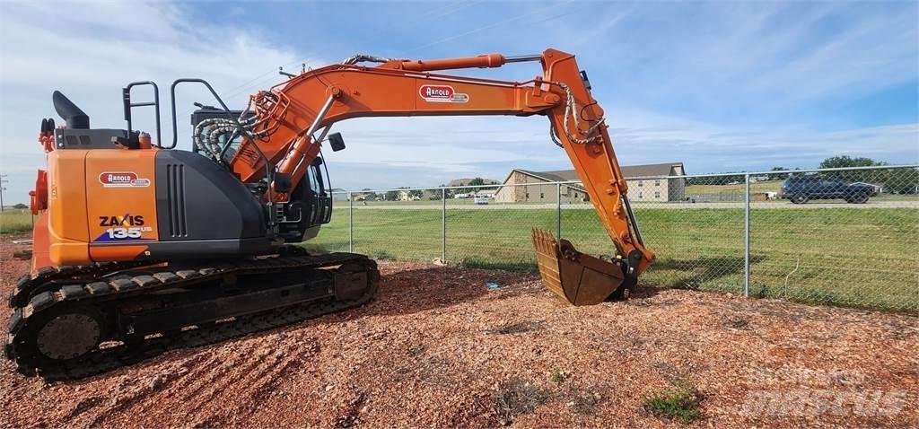 Hitachi ZX135US-6 Bageri gusjeničari