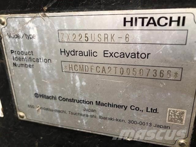 Hitachi ZX225USRK-6 Bageri gusjeničari