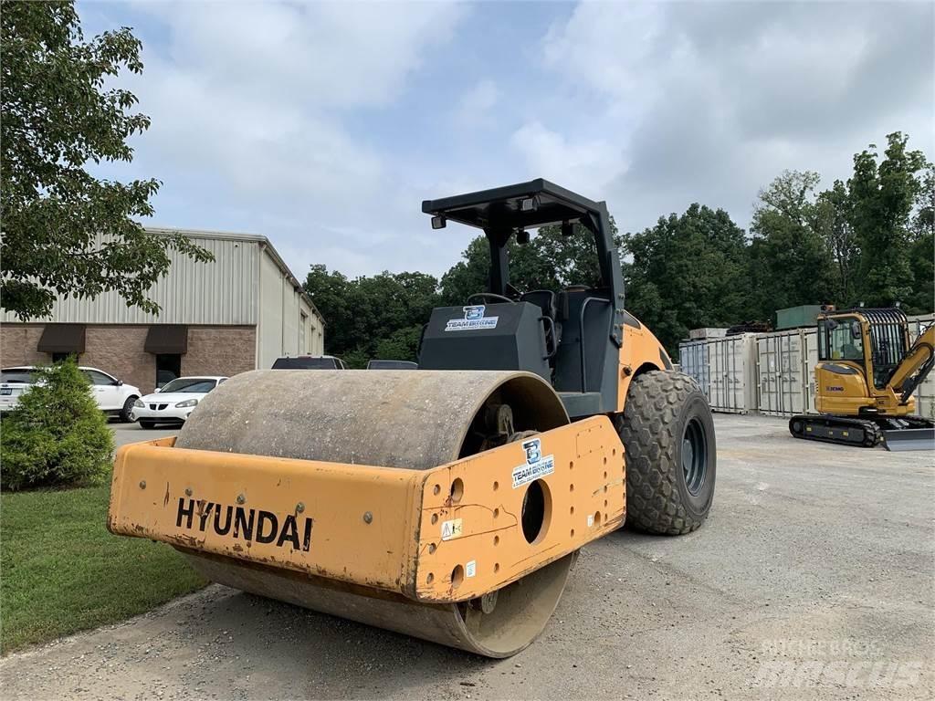 Hyundai HR120C-9 Valjci sa dvojnim bubnjem