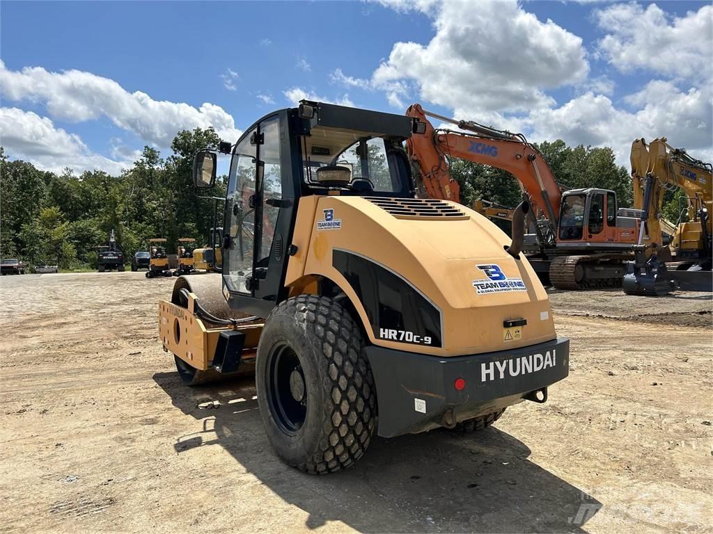 Hyundai HR70C Valjci sa dvojnim bubnjem