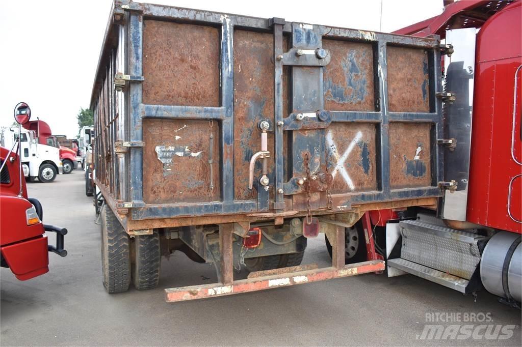 International 4900 Kamioni sa kranom