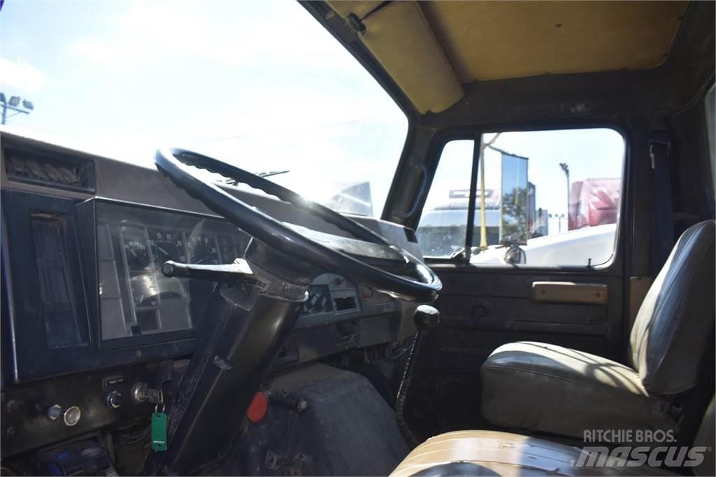 International 4900 Kiper kamioni