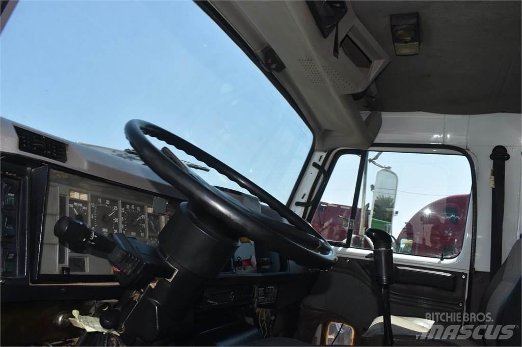 International 8200 Kiper kamioni
