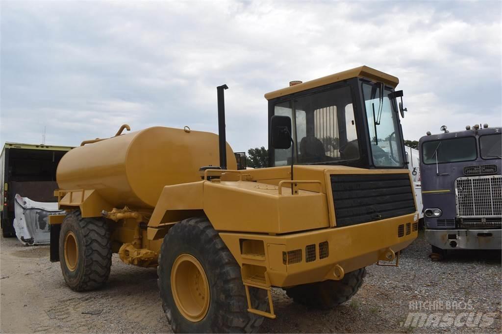 JCB 712 Kamioni za vodu