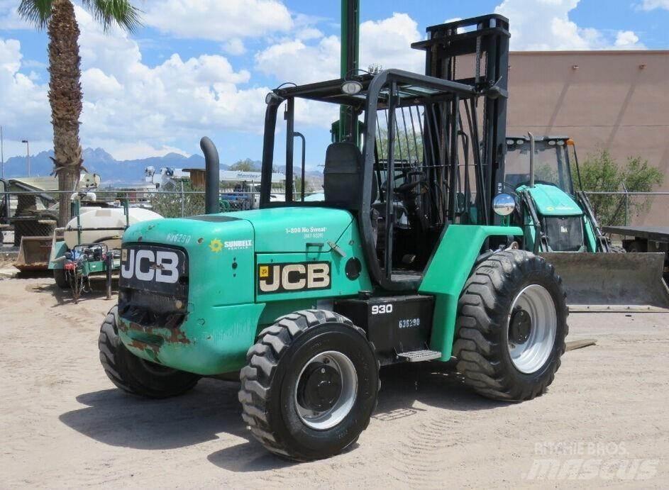 JCB 930 Terenski viličar