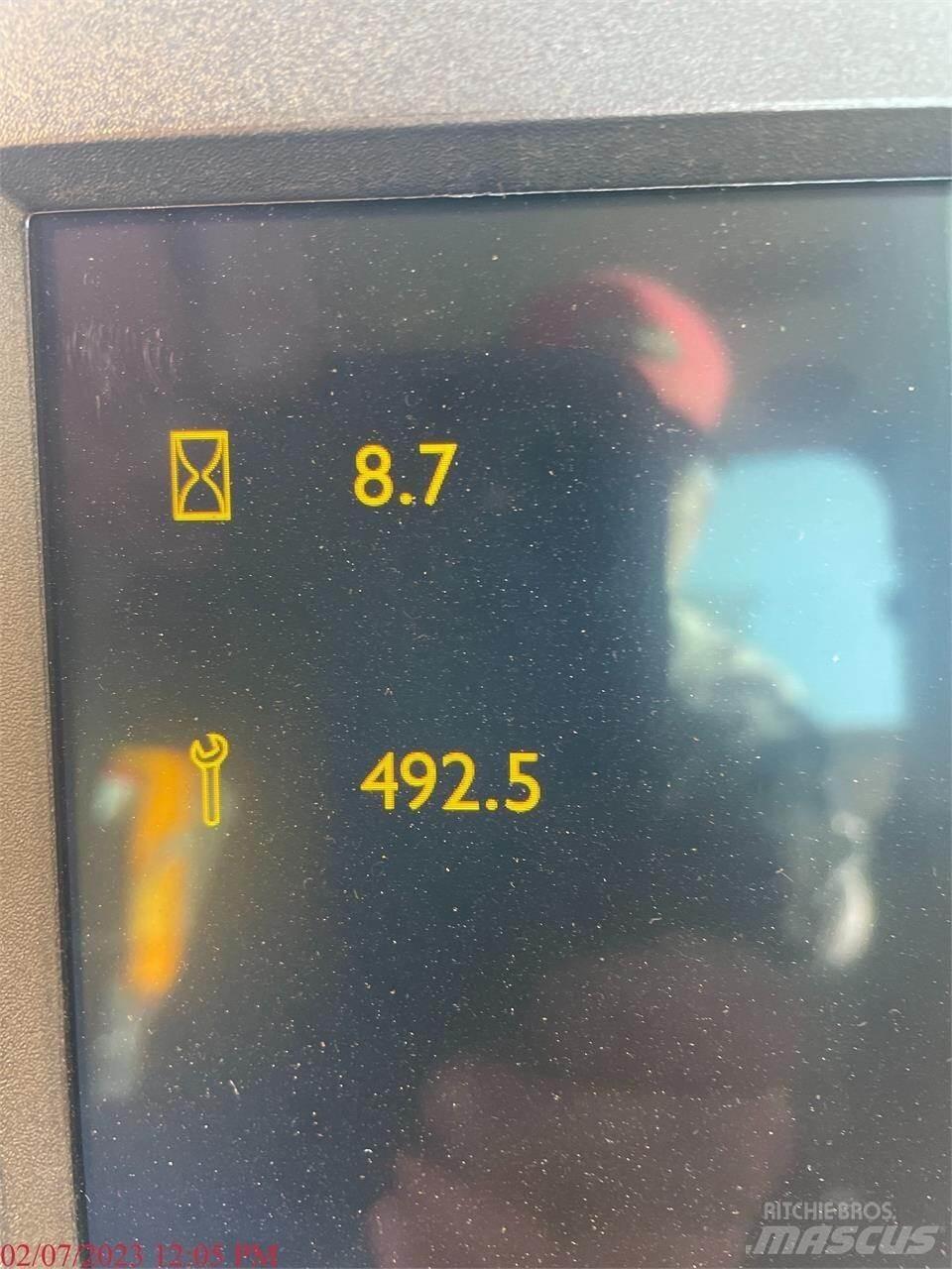 JCB JZ141 LC Bageri gusjeničari