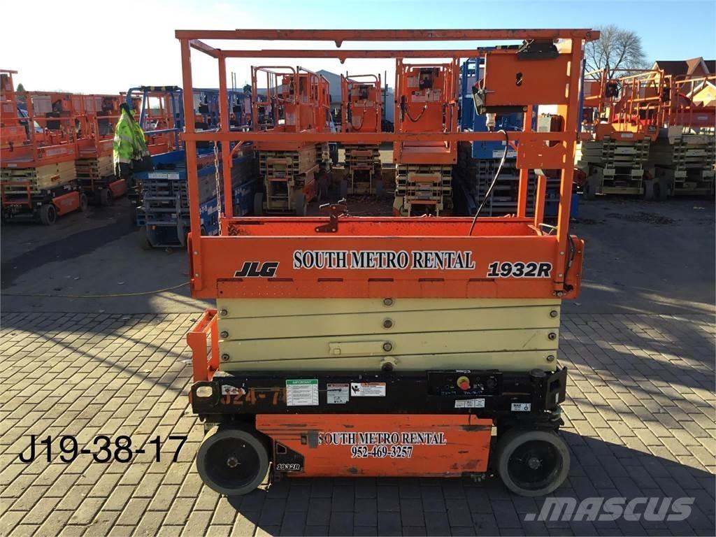 JLG 1932R Škaraste platforme