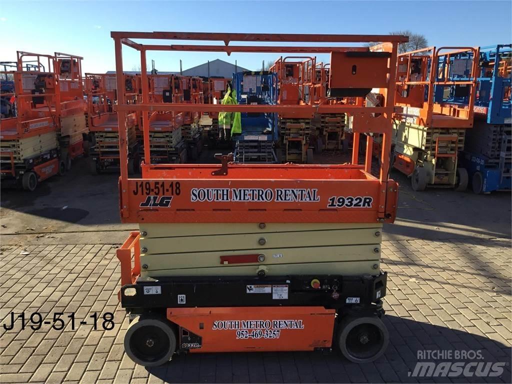 JLG 1932R Škaraste platforme