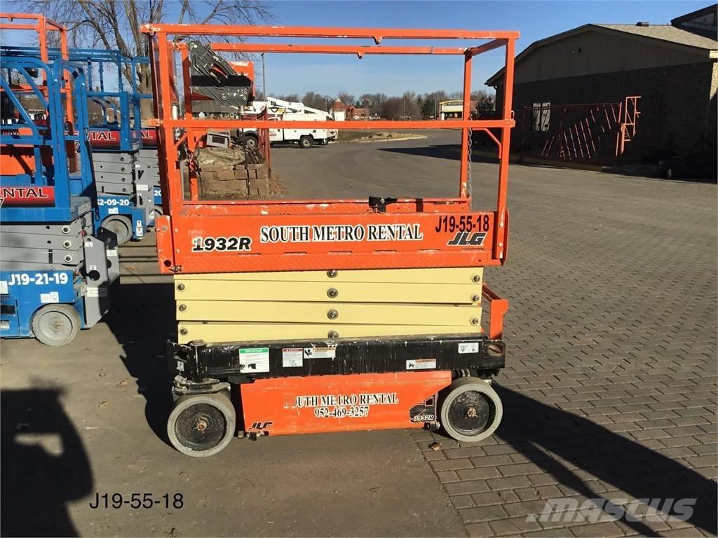 JLG 1932R Škaraste platforme
