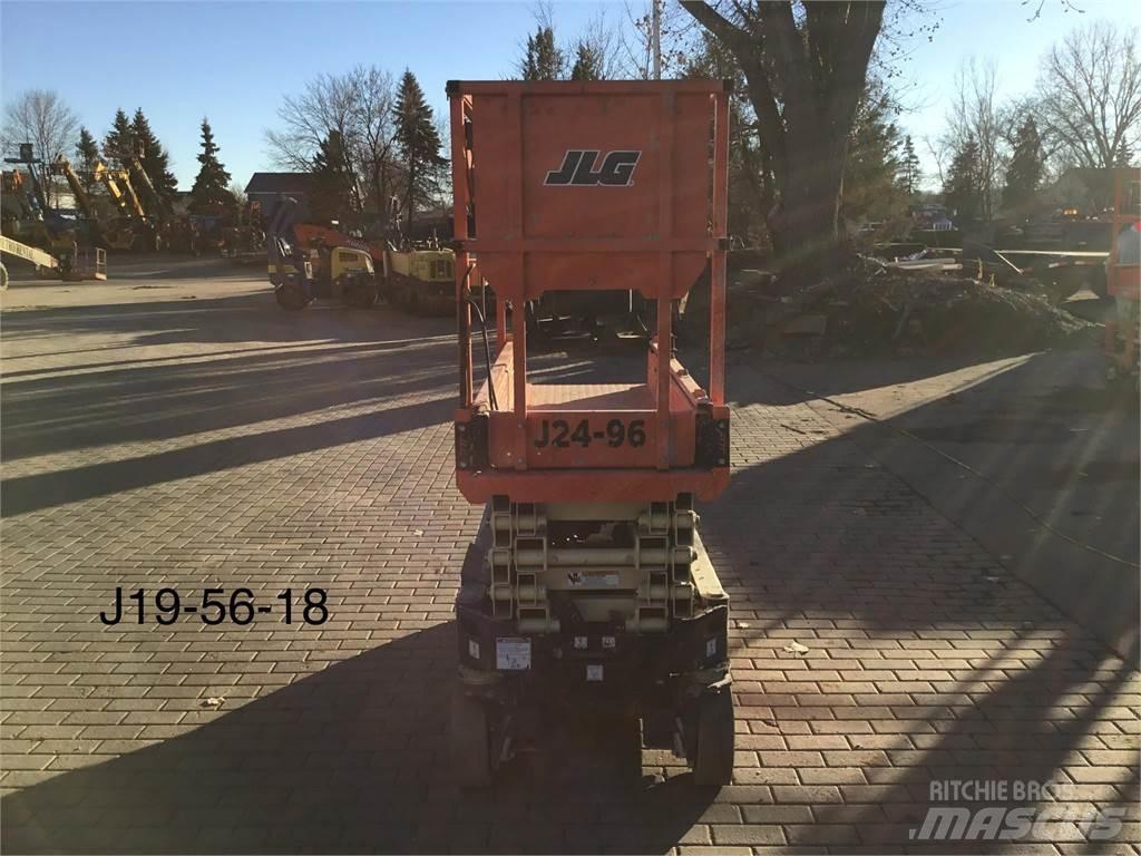 JLG 1932R Škaraste platforme