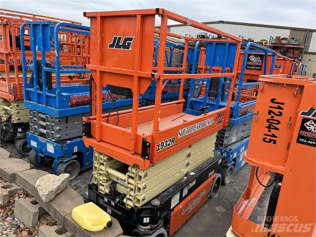 JLG 1932R Škaraste platforme