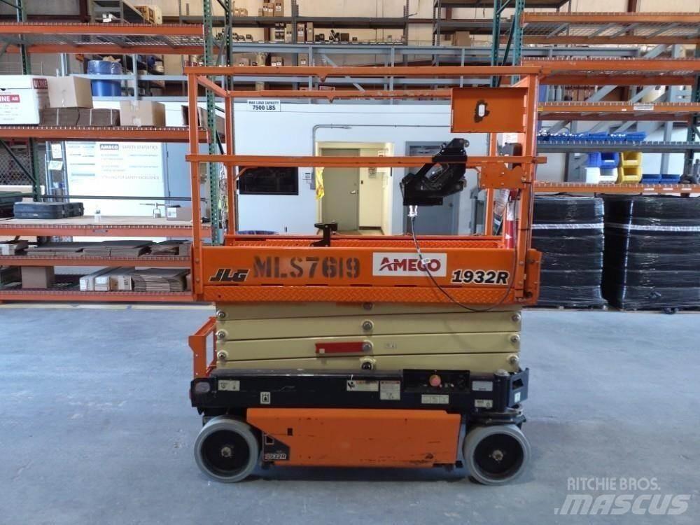 JLG 1932R Škaraste platforme
