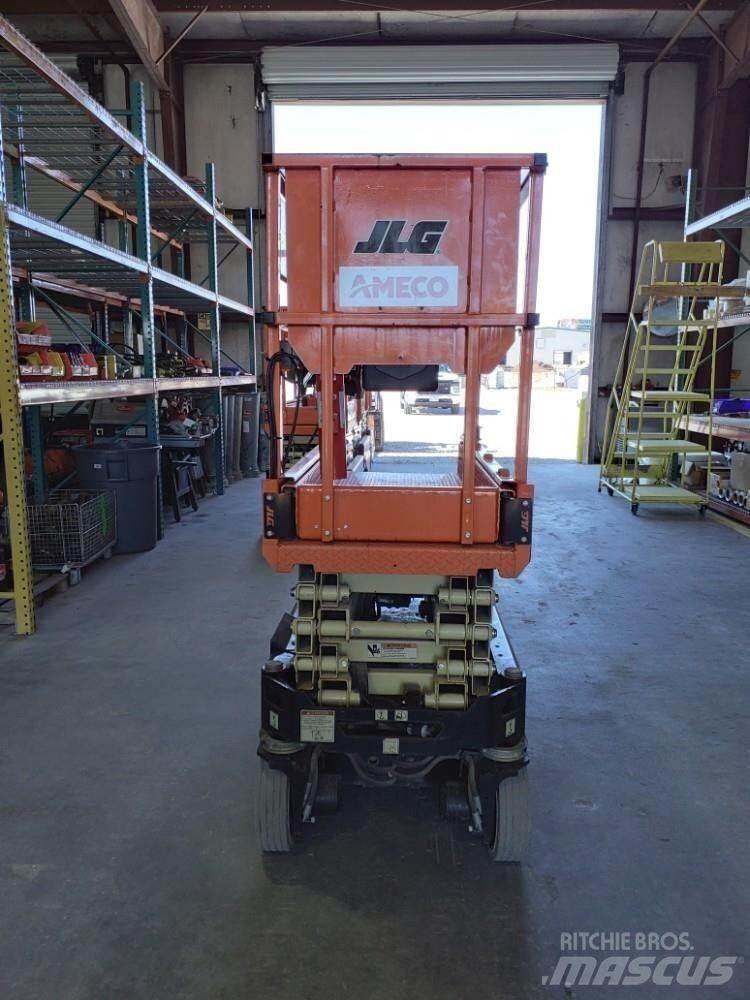 JLG 1932R Škaraste platforme