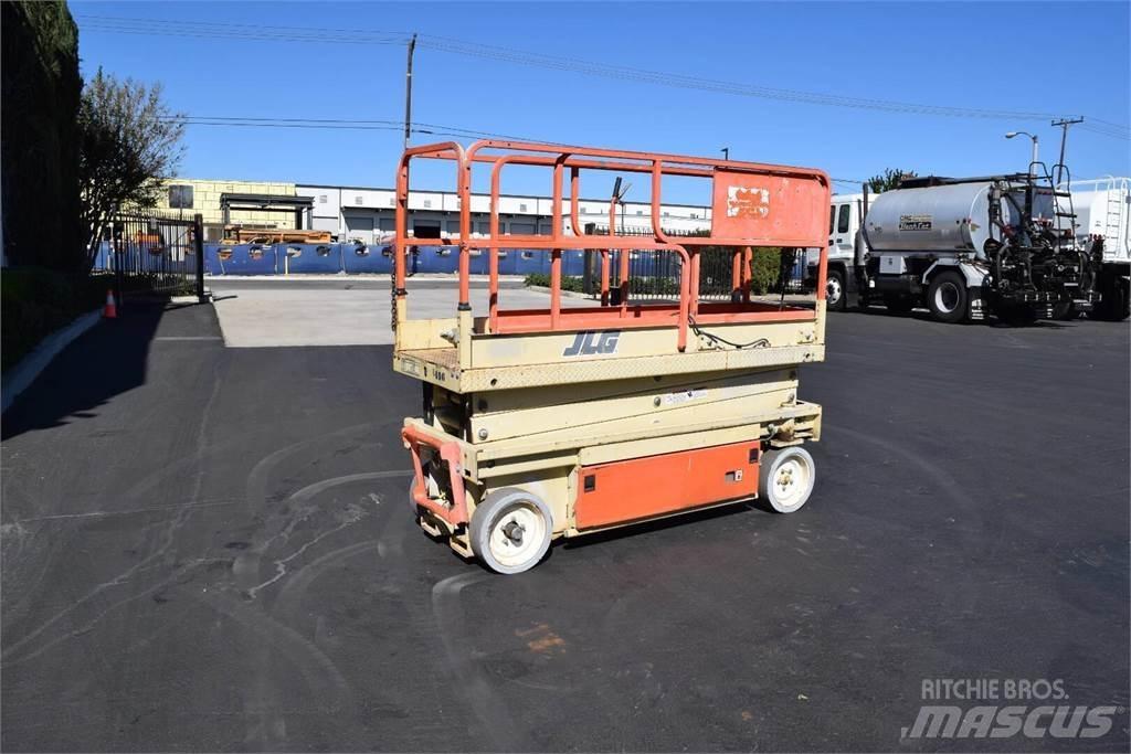 JLG 2033E Škaraste platforme