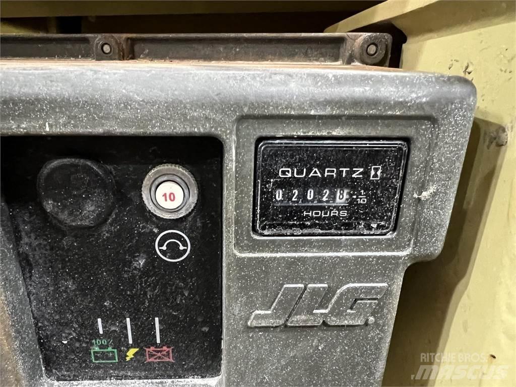 JLG 2632ES Škaraste platforme