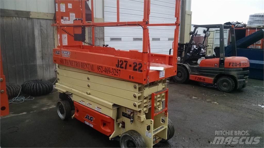 JLG 2632ES Škaraste platforme