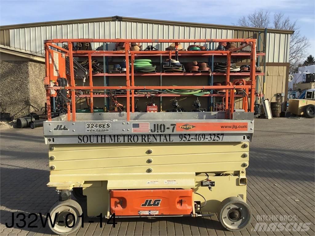 JLG 3246ES Škaraste platforme