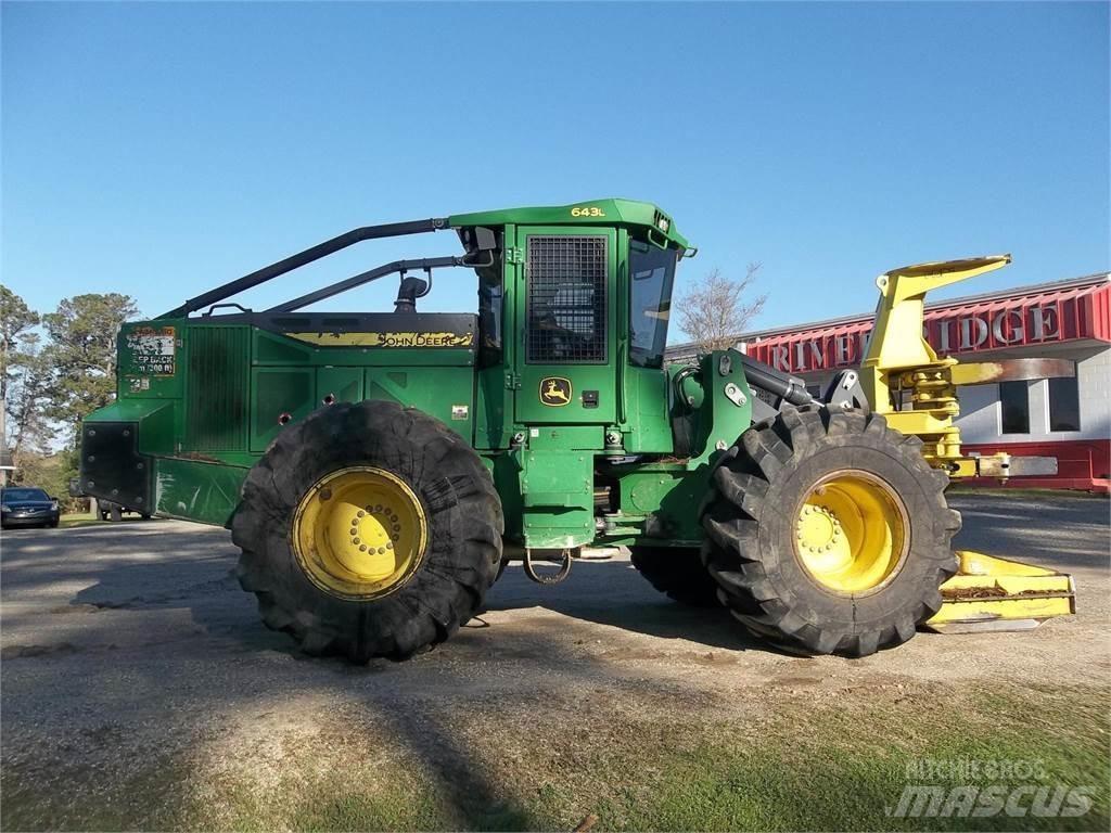 John Deere 643L Strojevi za sječu stabala