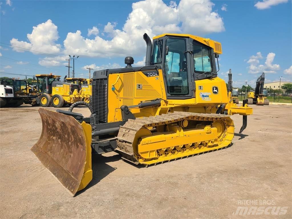 John Deere 700K Buldožeri gusjeničari