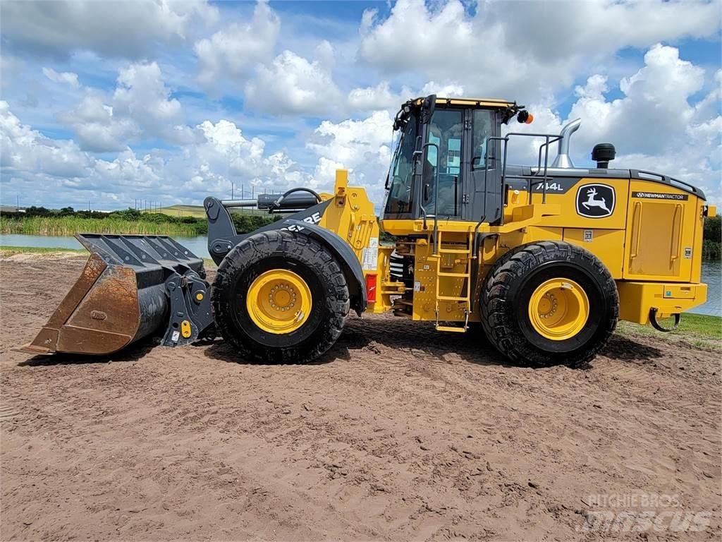 John Deere 744L Utovarivači na kotačima