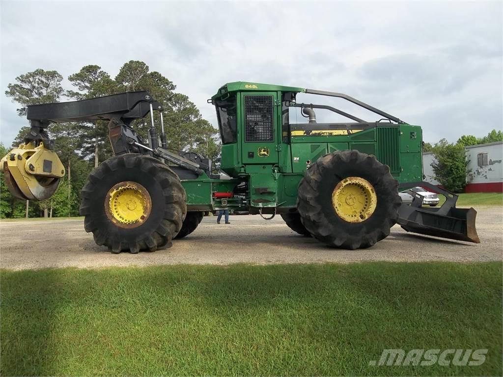 John Deere 848L Skideri