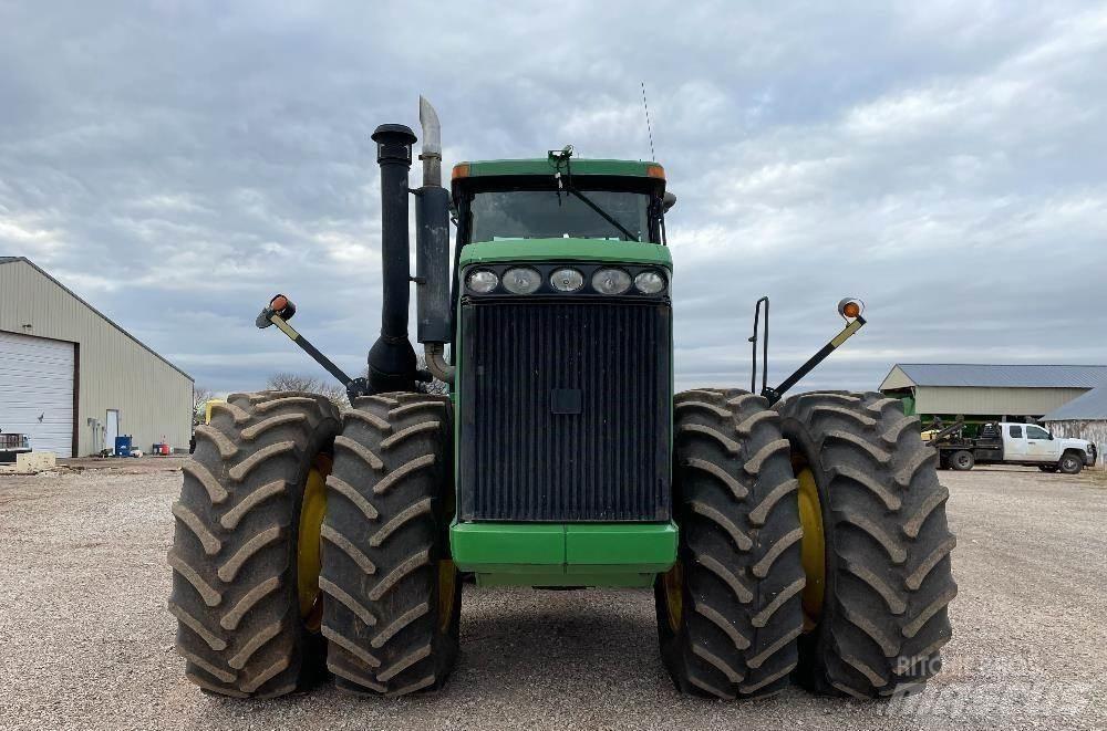 John Deere 9220 Traktori