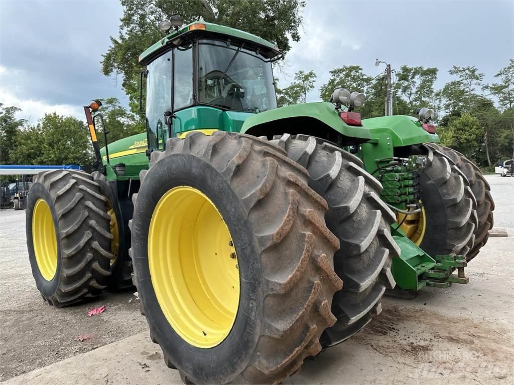 John Deere 9220 Traktori