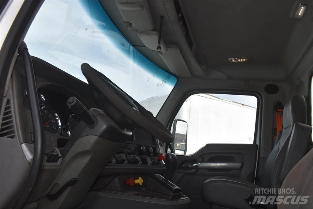 Kenworth T680 Kamioni sa kranom