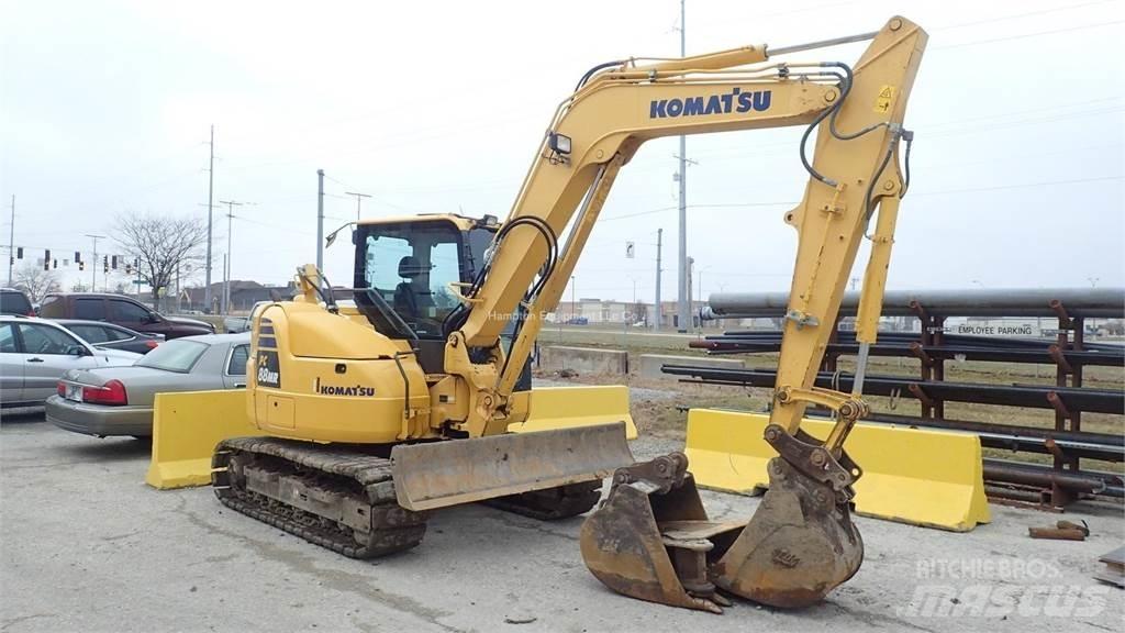 Komatsu PC88MR-10 Bageri gusjeničari