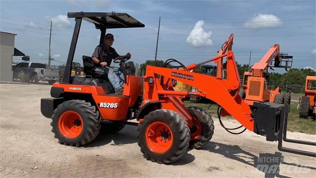 Kubota R520 Utovarivači na kotačima