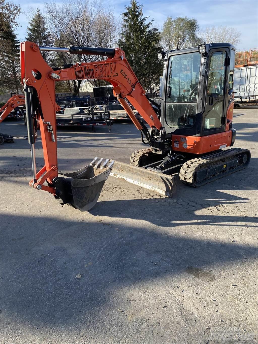 Kubota U35-4 Mini bageri <7t