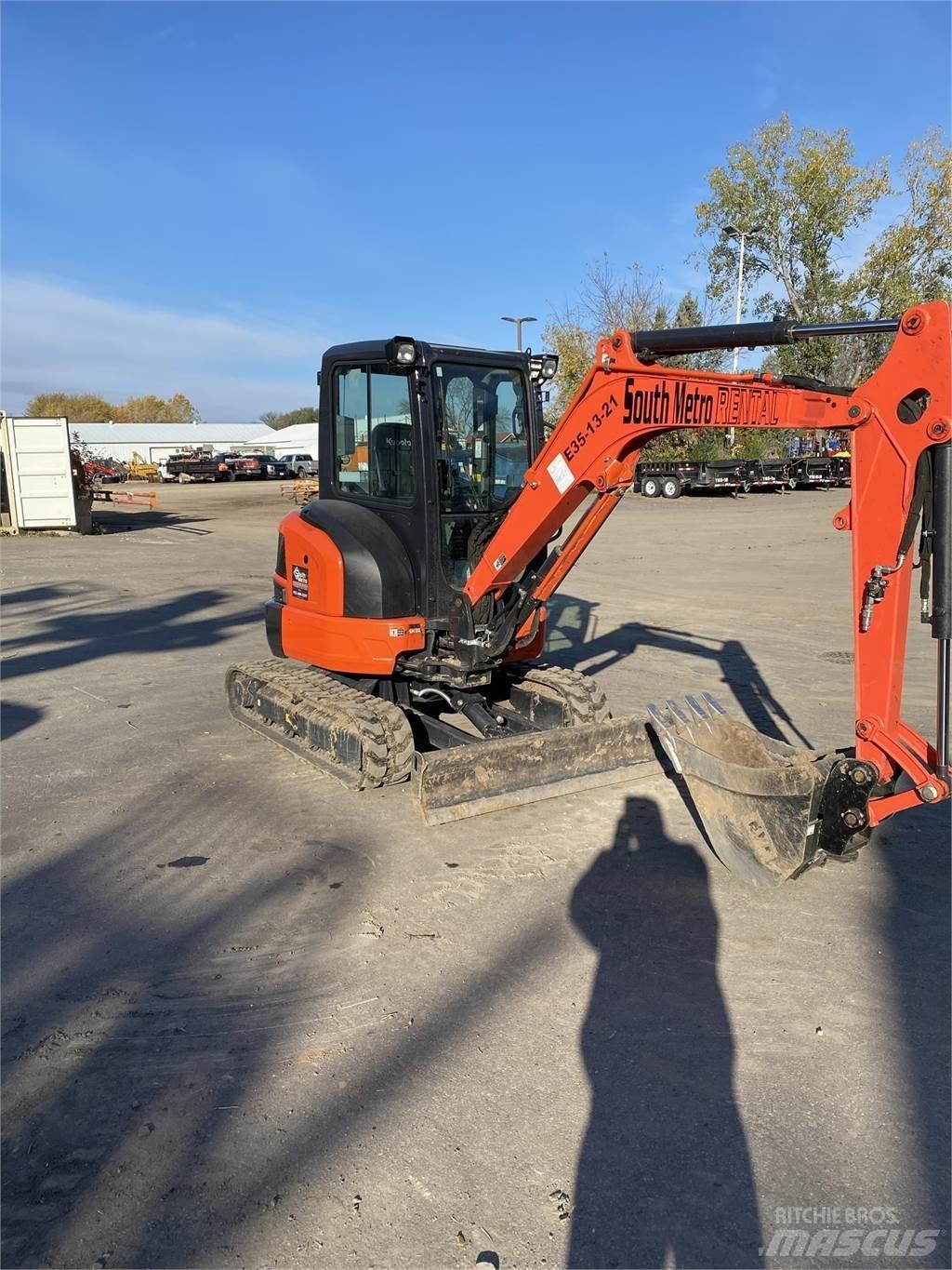 Kubota U35-4 Mini bageri <7t