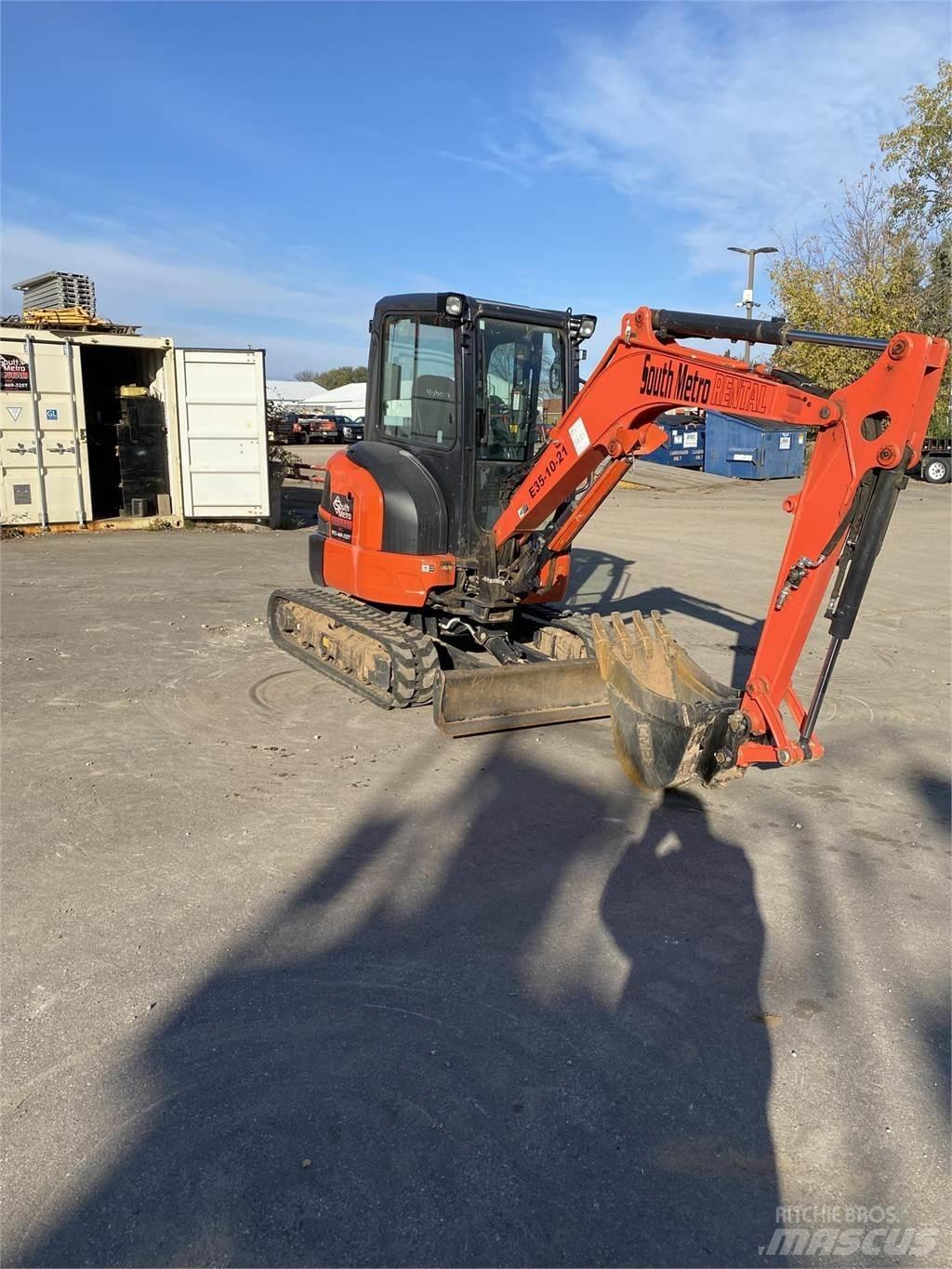 Kubota U35-4 Mini bageri <7t