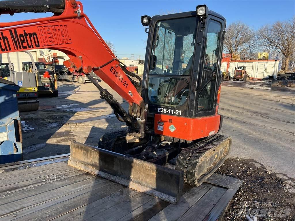 Kubota U35-4 Mini bageri <7t