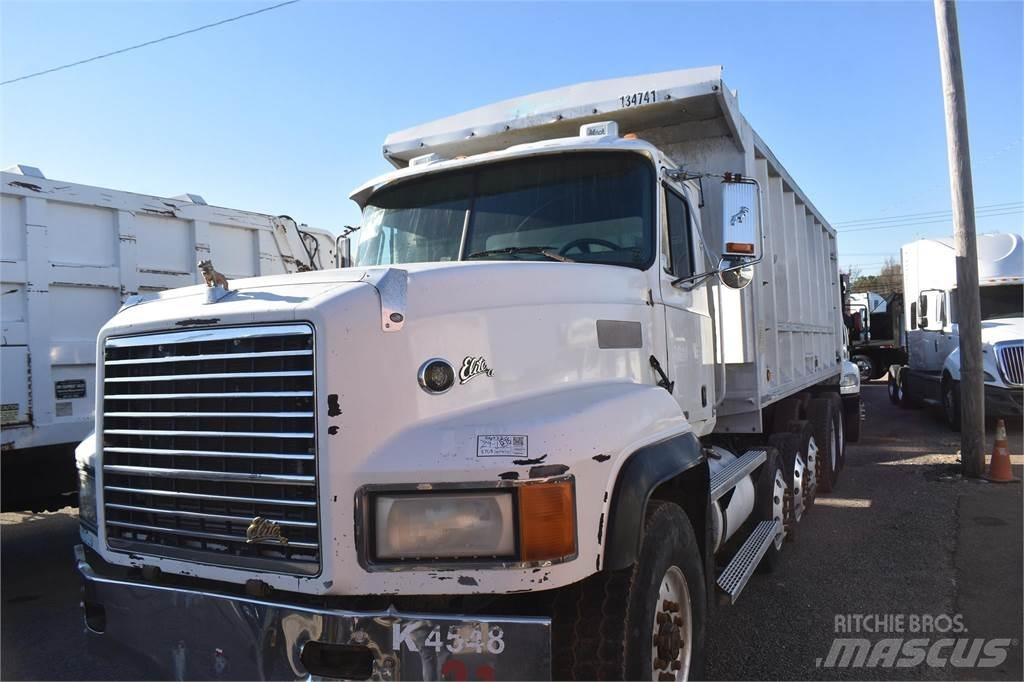 Mack CL713 Kiper kamioni
