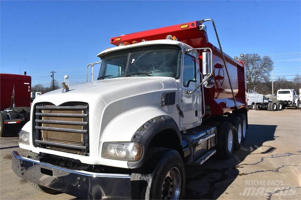 Mack GRANITE GU713 Kiper kamioni