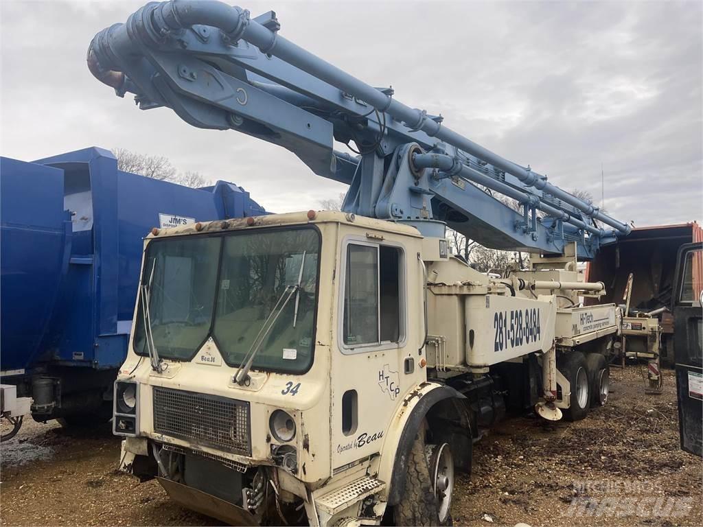 Mack MR686S Kamioni mikseri za beton