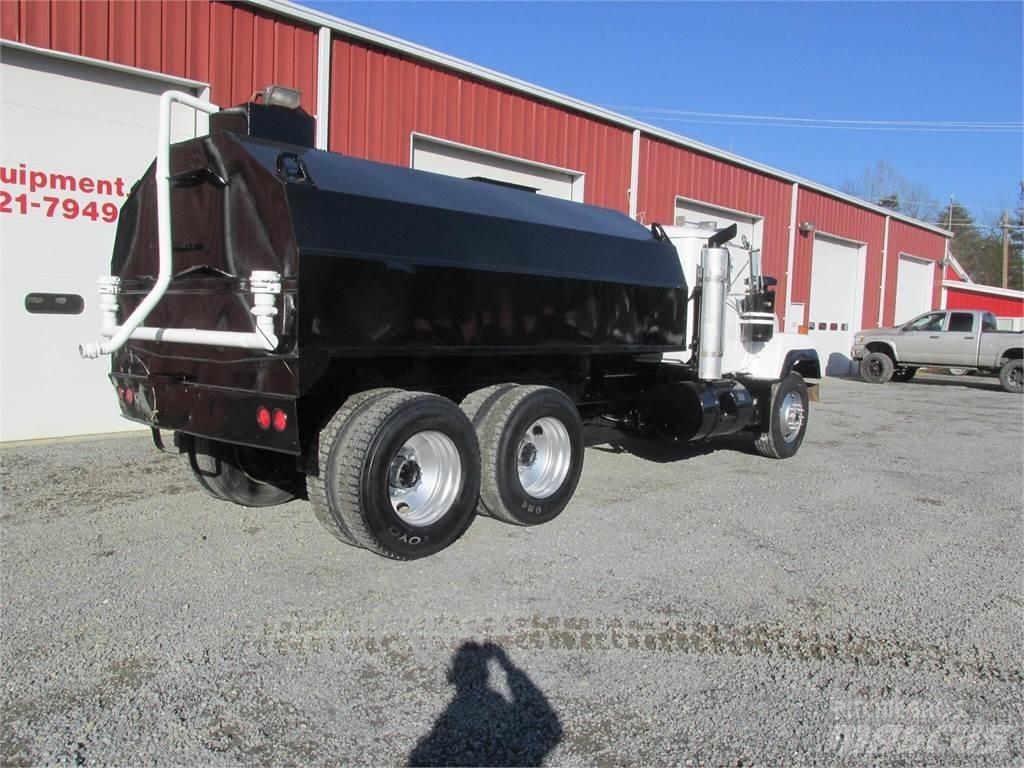 Mack R685S Kamioni cisterne