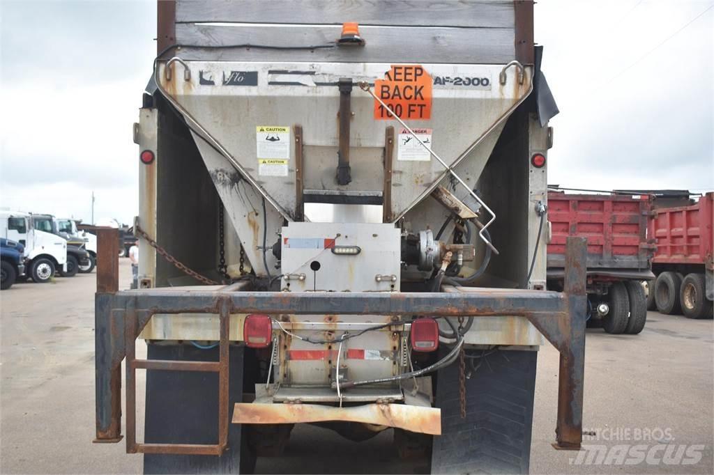 Mack RD688S Kiper kamioni